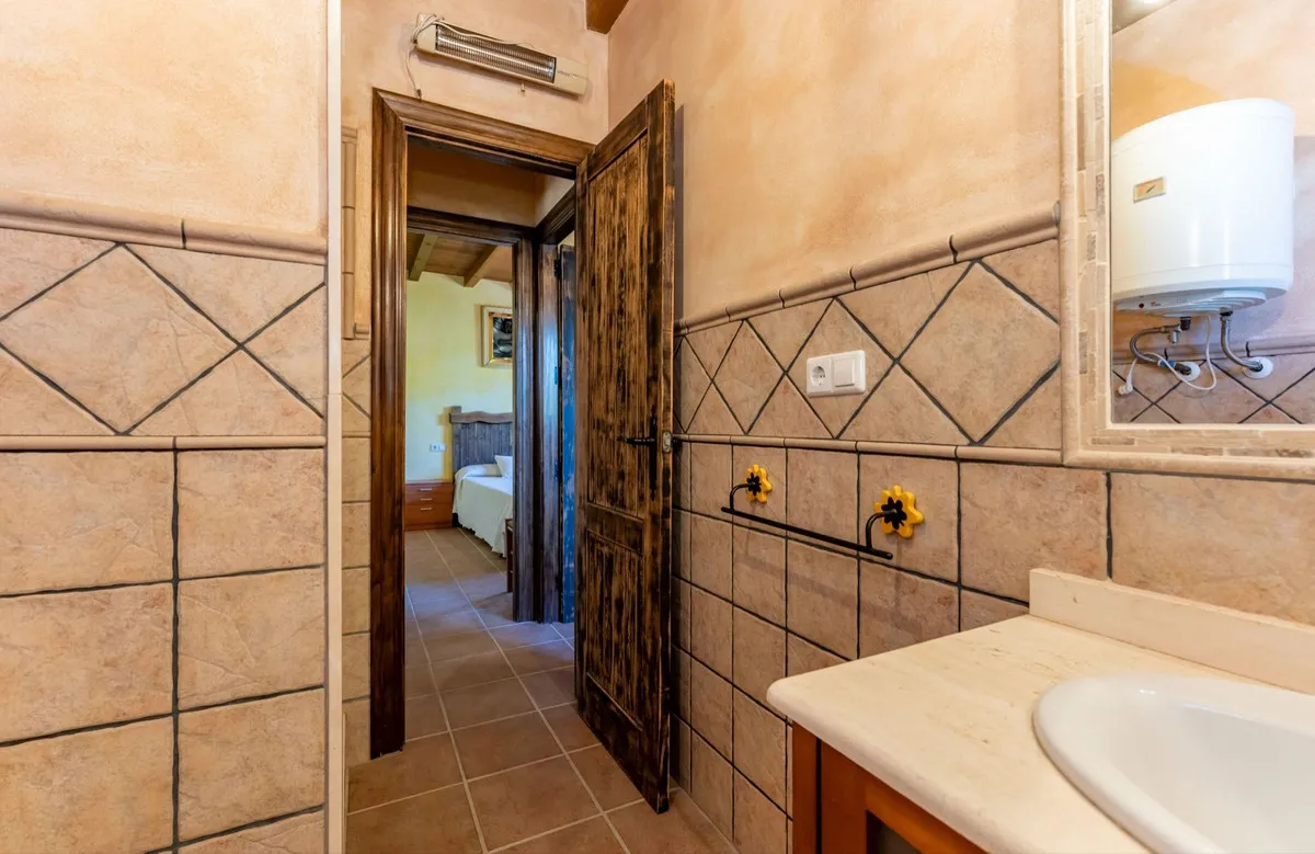 0083eb63-f008-4b09-8209-afbe9a40af18