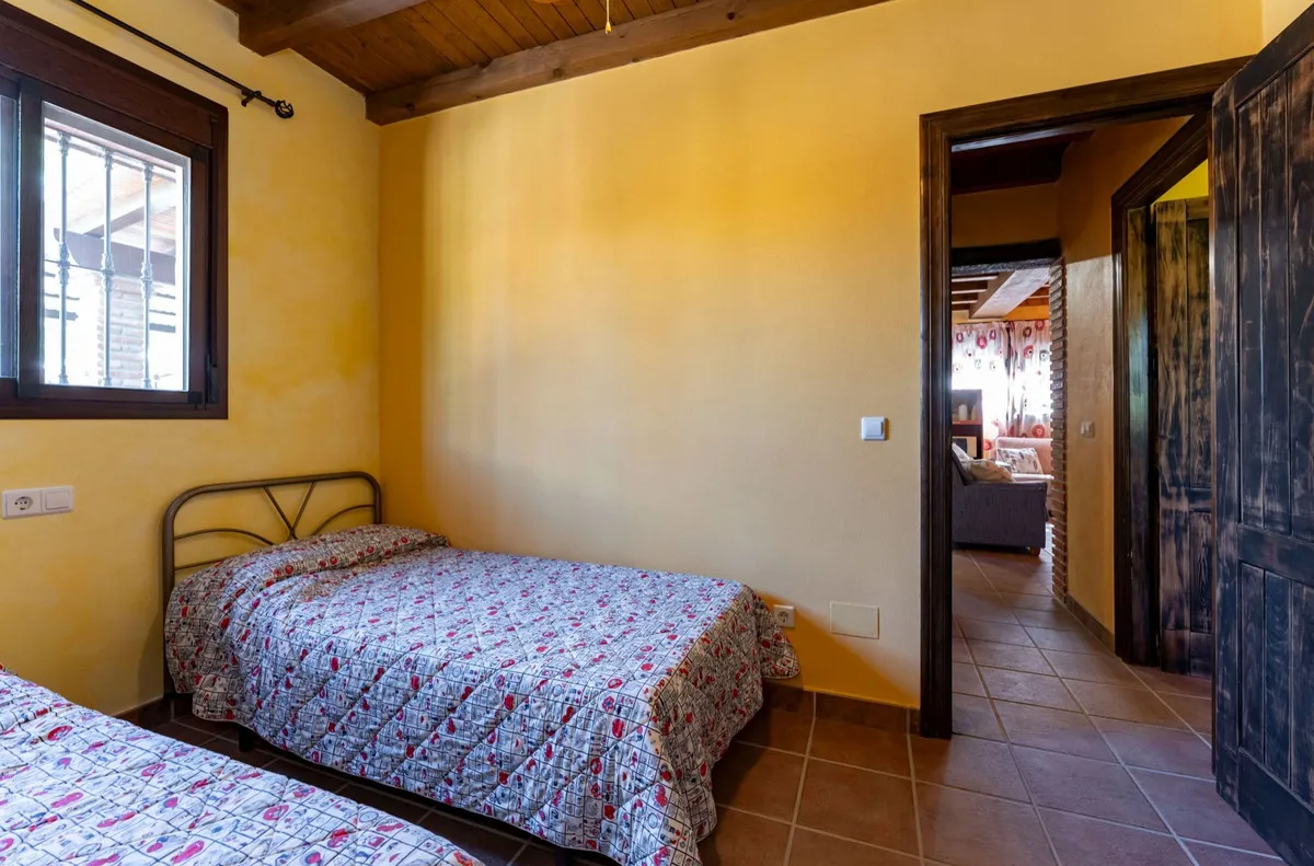 2b5a037c-955a-4392-a2db-a13e34c97fc8