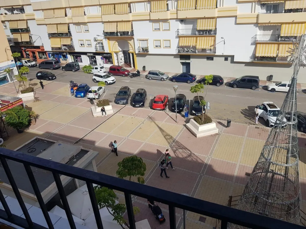 d2ae9213-94ab-4343-970b-5198551e566a