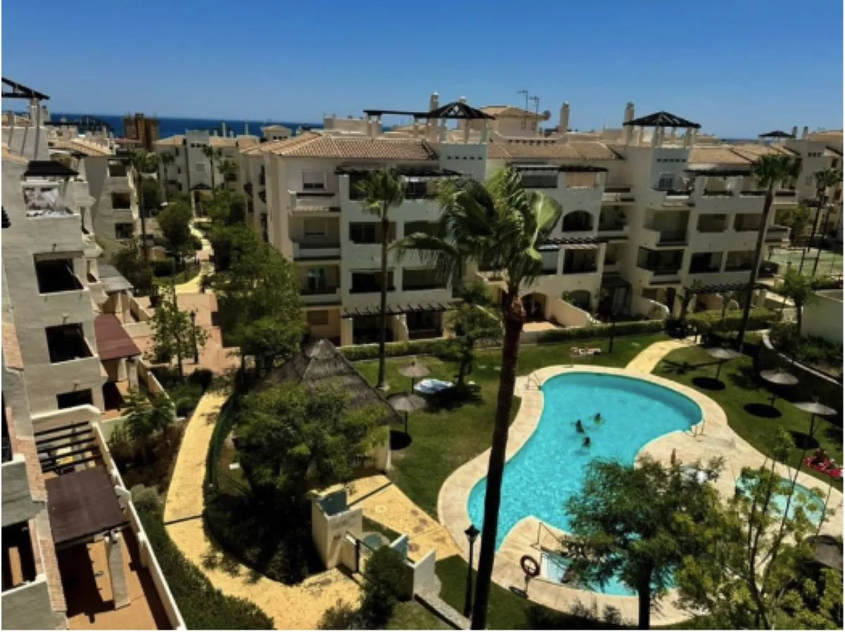 41e32f50-c6ed-4a3c-9e8b-5f032d5bdcf7