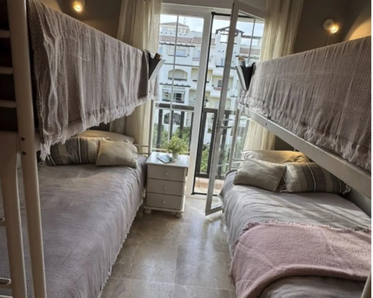 cbad715b-cf10-4a1a-a0a1-0262b3a43adf