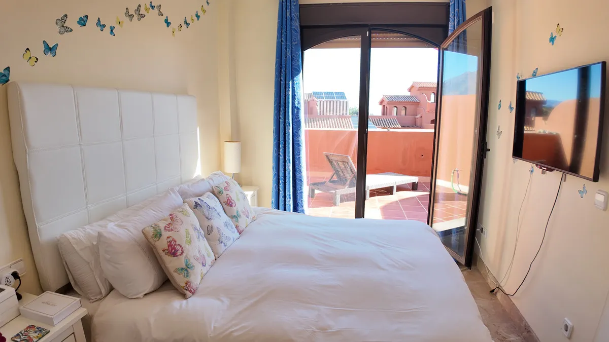 41056408-2fa0-4d74-a200-735ec0573270