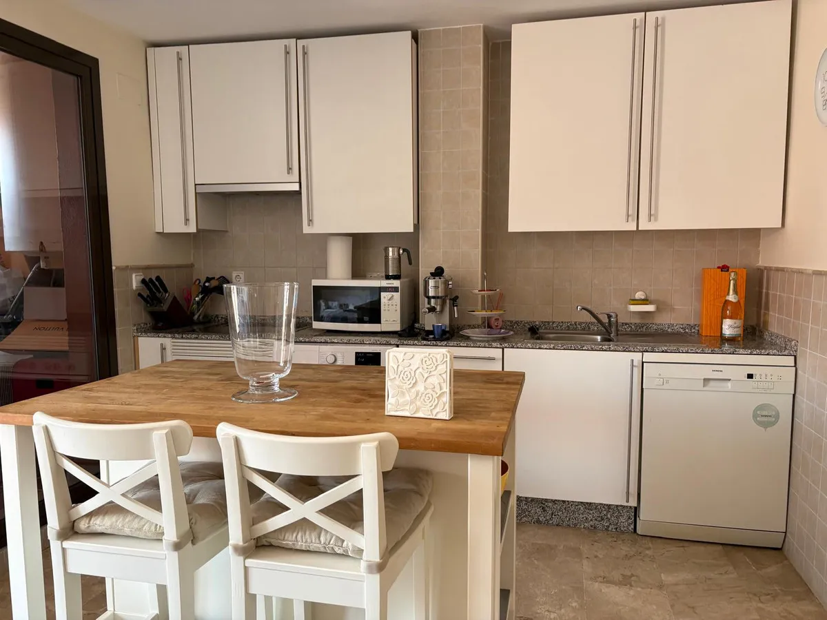 89144735-bf05-47f7-86d3-004610a29900