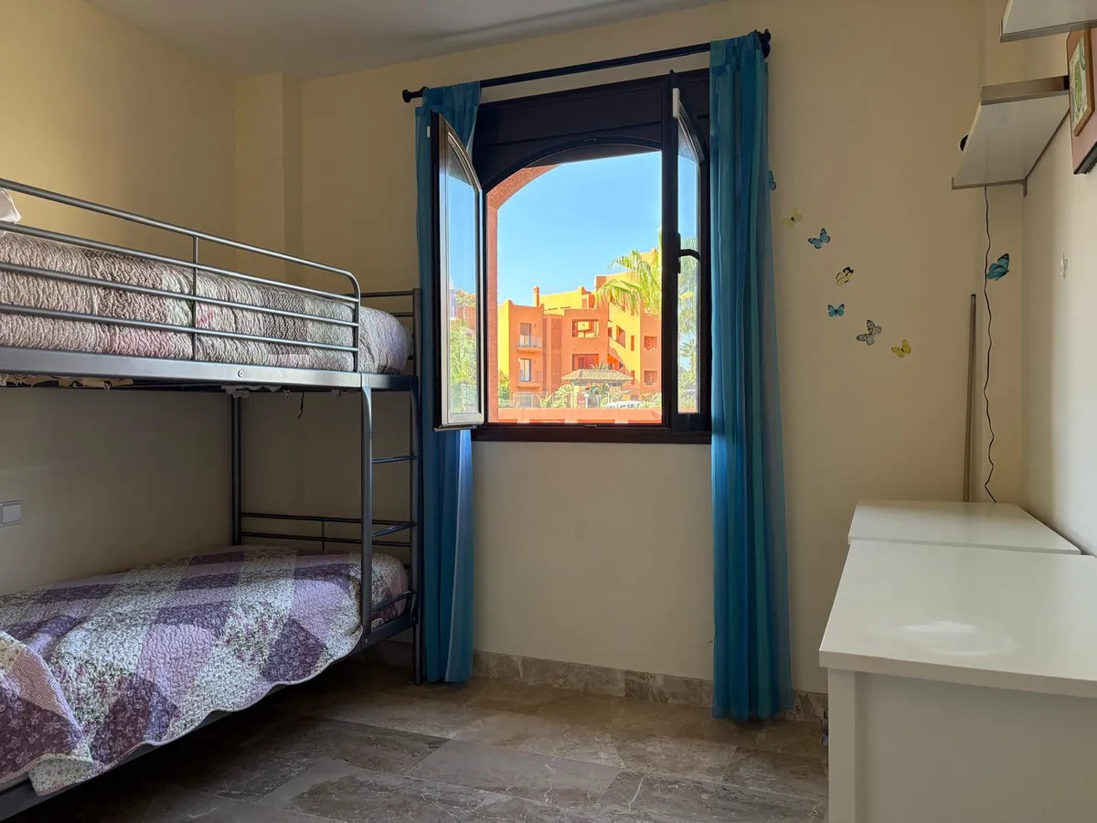 e4c81bb4-2533-45ff-9c63-f1cddcf6dec0