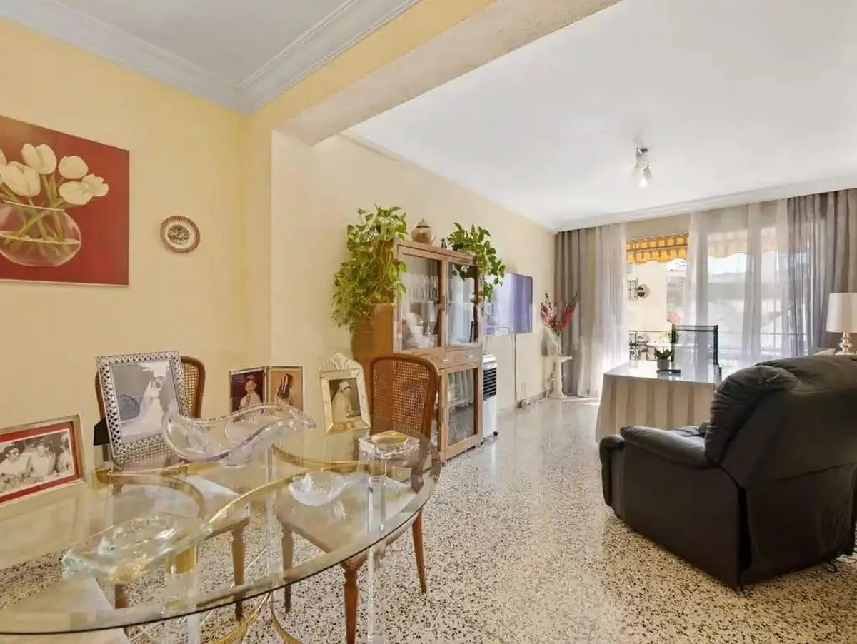 e1f953f6-3fc9-4e13-b417-893155ed8709