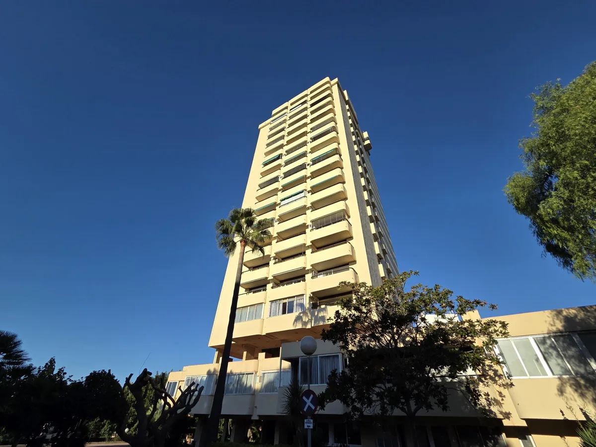 56037225-df15-40ba-bf78-57b5124b54ed