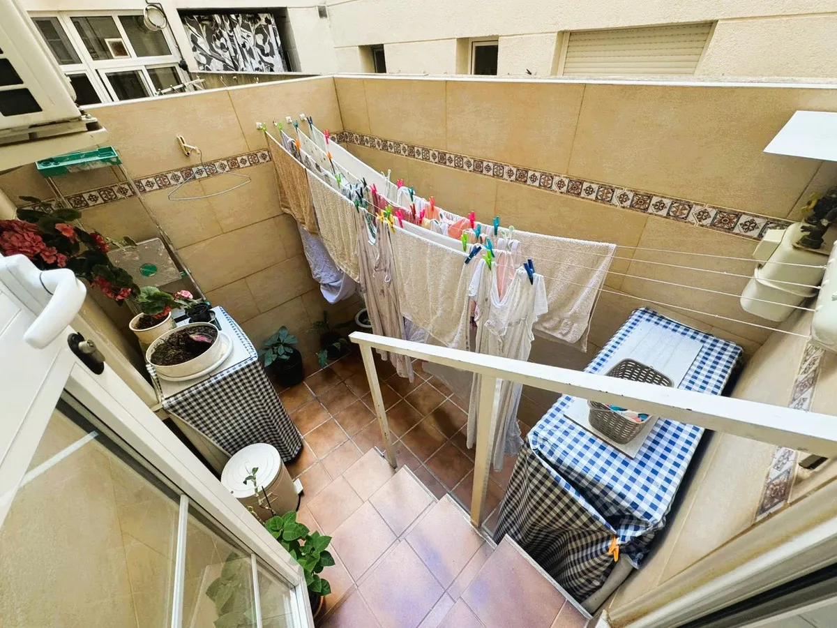 0e00b6b1-4a85-41a7-bd0c-43affee1d693