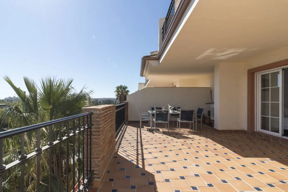 17e10202-0b97-4825-8c2e-635623610aa5