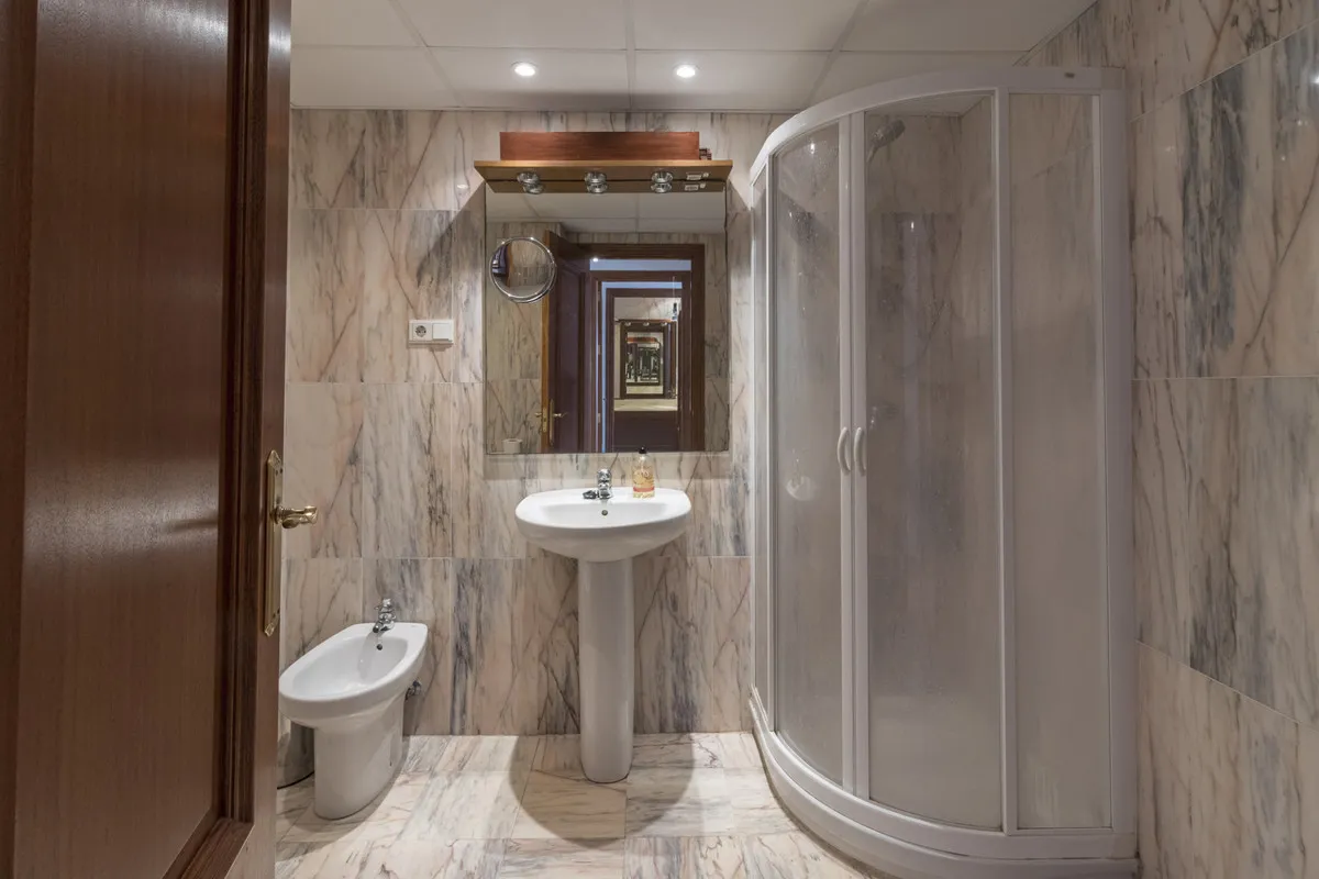 ad148070-8c64-4589-946e-7d22e1aafe87