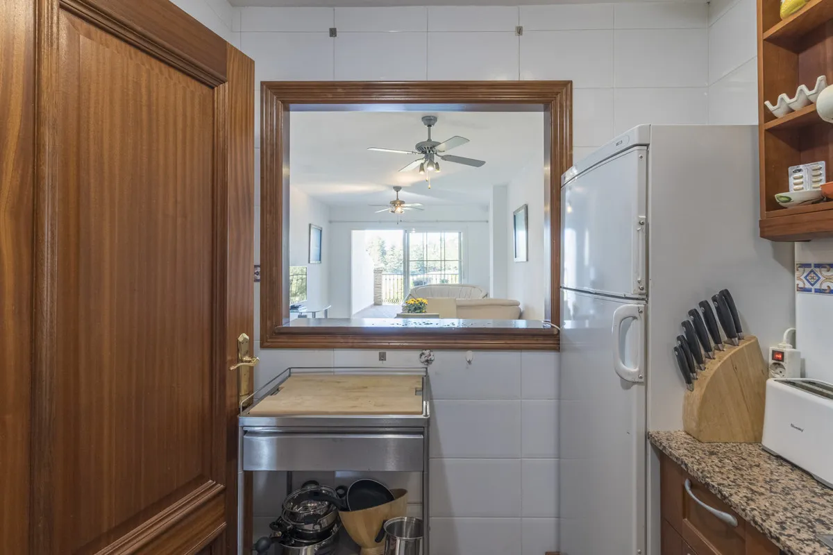 d7b5c0c0-b272-40f2-880e-06ce57849afe