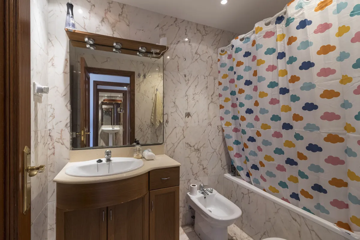 e6215ccd-843f-4a91-ba9b-47054029b754