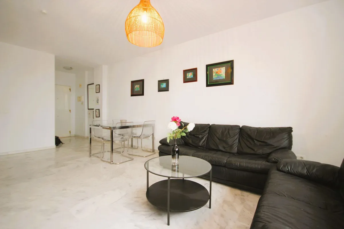 7b9ac6a5-7782-42dc-9dfa-5a9f25ee3c66