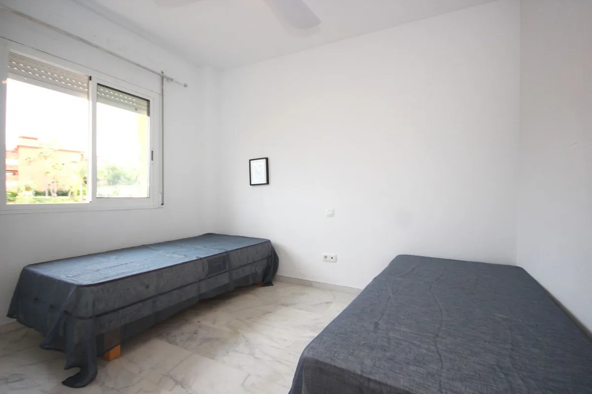 f7032242-da97-4129-b265-400d79c8dfb3