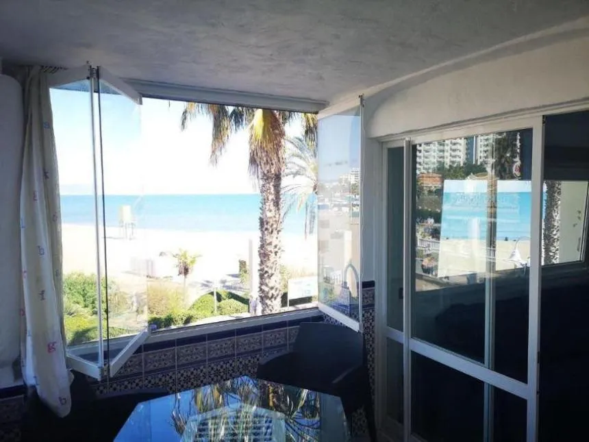 dbb865a0-1398-4d60-bc52-2956a3ad3d7e