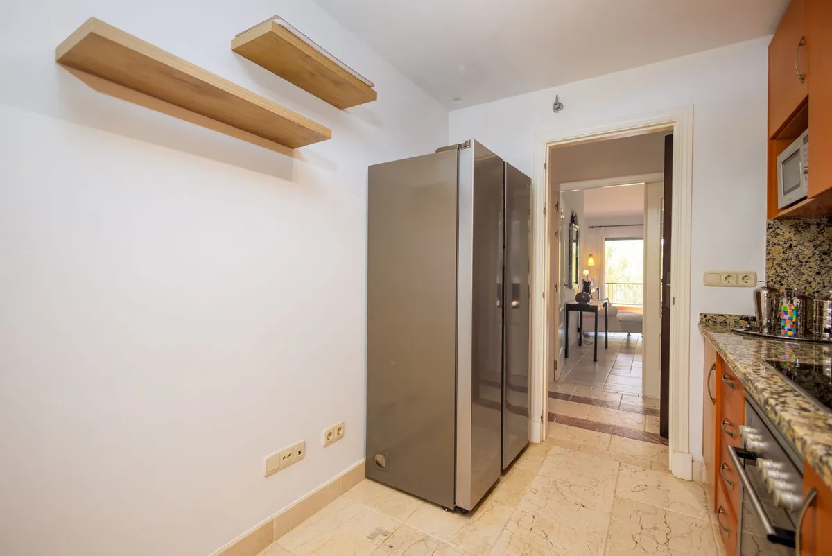 b9dcf9ae-0a0e-48b7-9f70-4d6891dd72d1