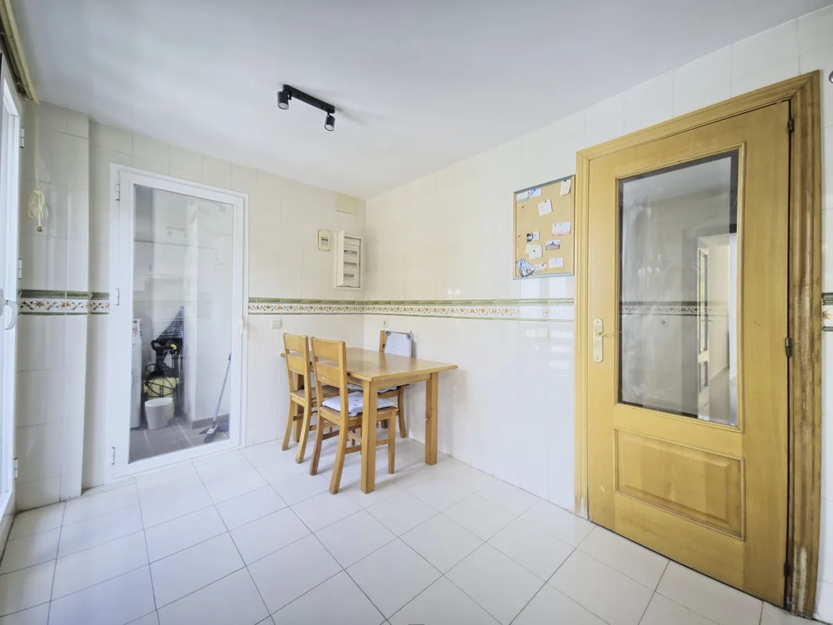 eea70eb2-c028-4a29-9778-6ecbb3e2417b