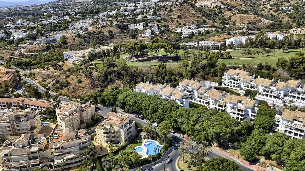 f60d00ae-a9df-4e34-bc7f-1f02a0aa4b51