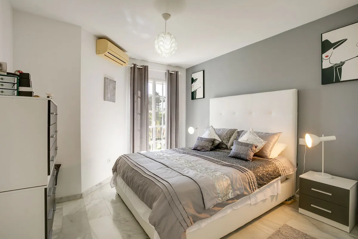 cc5e3443-9a5e-4947-8372-e3d1eb1c56a5