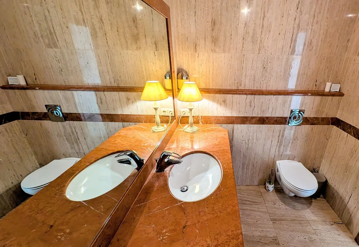 0cc0ce00-3f72-48ef-80a5-a17a806d18c6