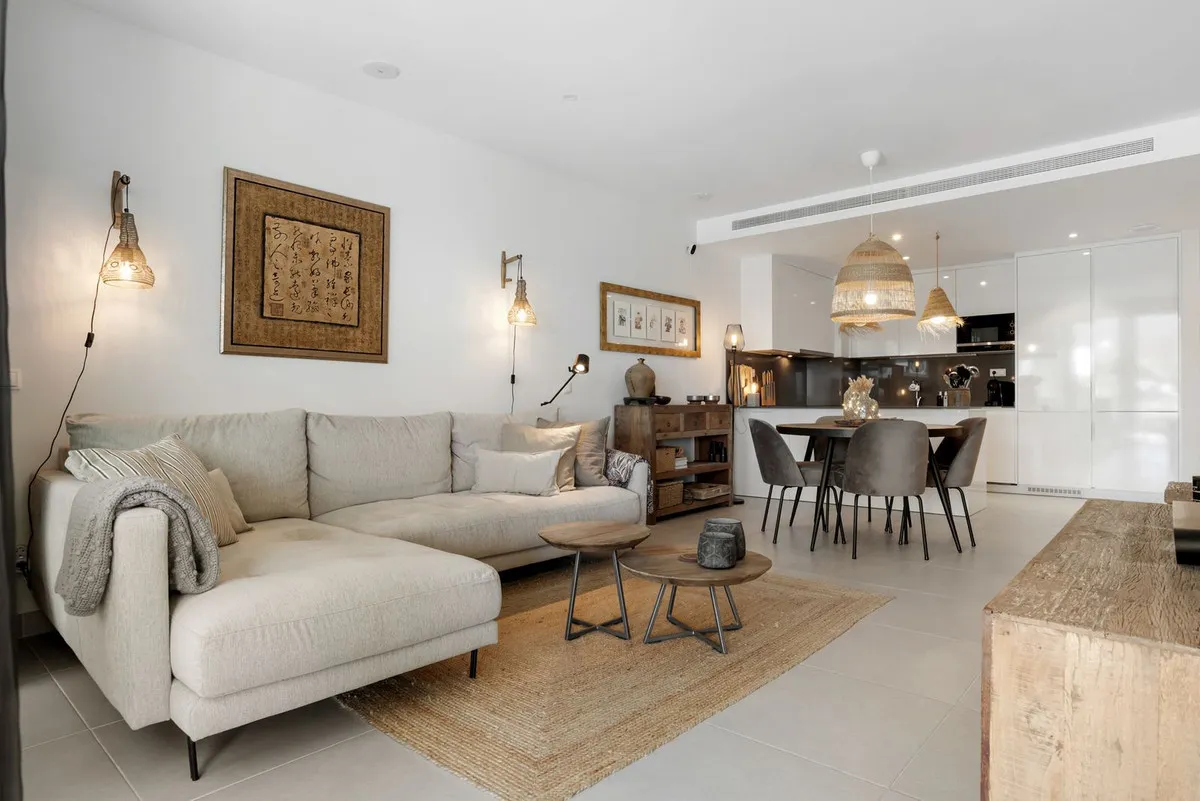 334b891f-f08d-4137-bc30-addf999e5090