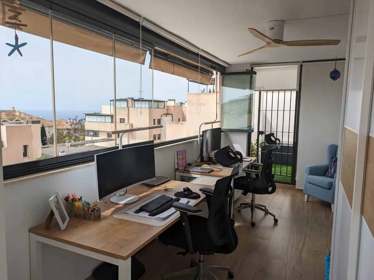 1eb8ac39-204a-4a21-9c6e-e2c90fd2594a