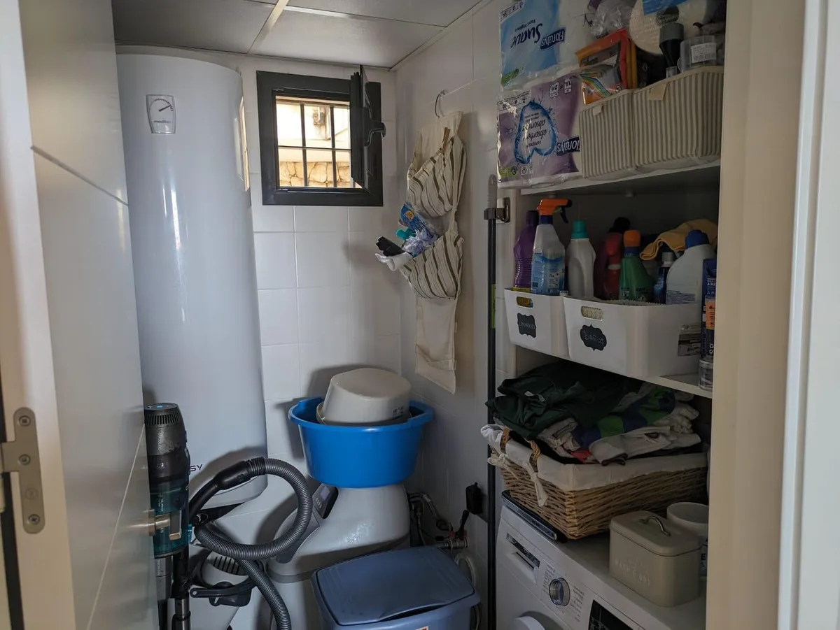 e204bd98-8fde-4027-a9d5-33637bdd1ec8