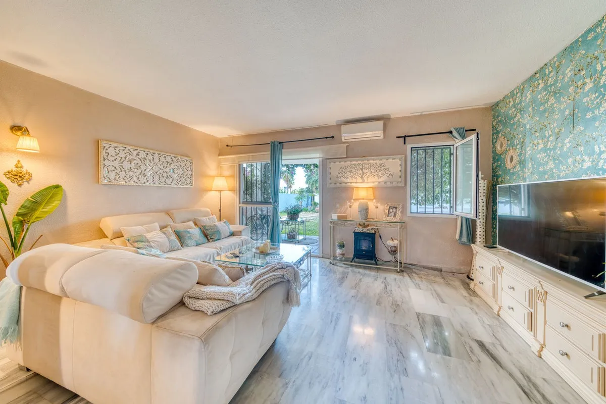 0f238d48-8a9d-4752-b946-b936d2bda757