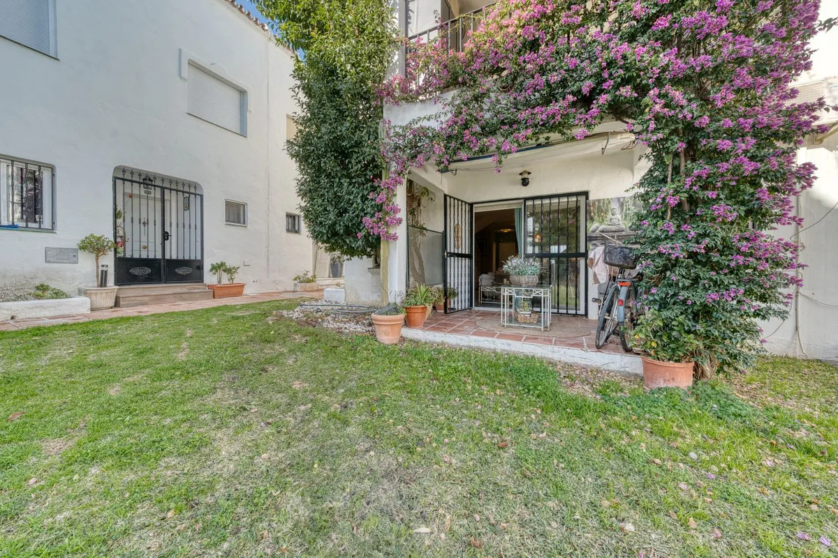 0f53e929-cfa1-4990-9034-a69b9433210e