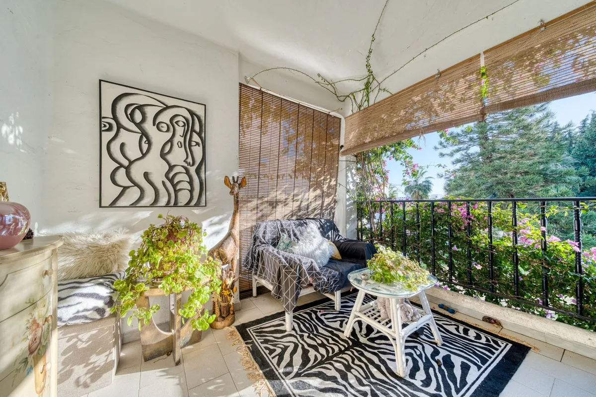 f2dc26ab-7cb1-410b-9664-28326b0c485f