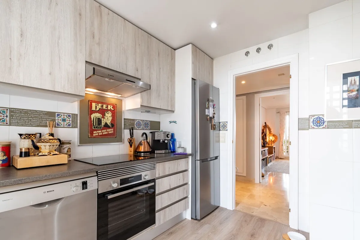 9e07946a-4258-4d7f-b4b1-fbad9b74bb71