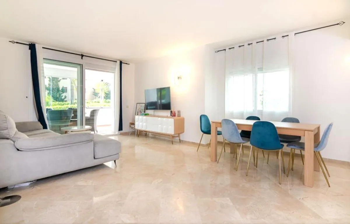 b430e0c5-36b3-482d-9e18-f1d0d46fb6bc