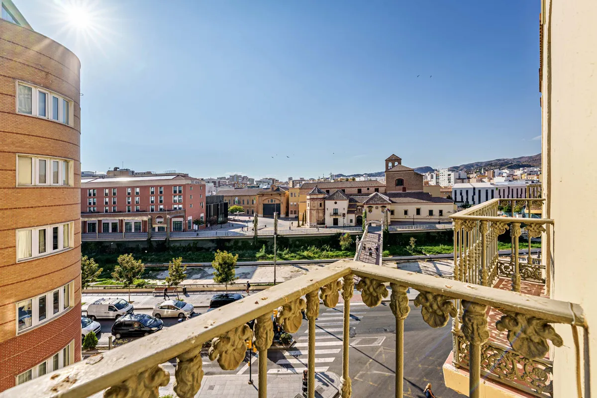 1aa34903-50ee-4876-9973-30200be9a0c0