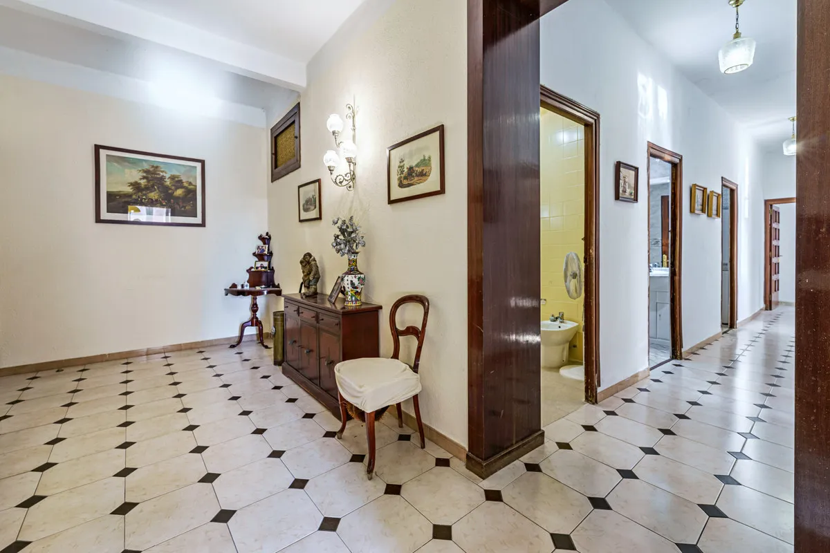 1d475280-cc3a-4b77-8e03-a40cdd1b880d