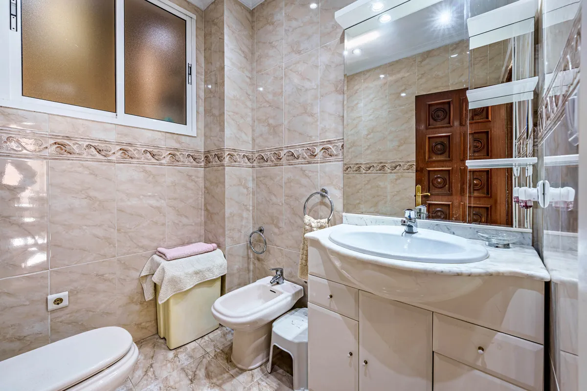 39084381-aede-41f3-8f4c-5c8c5e725f78