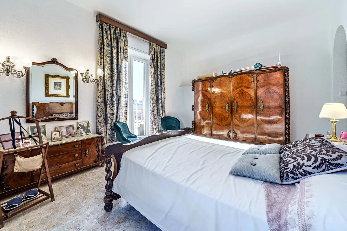 ec1f43eb-8ecc-44cd-ab80-b17864894cea