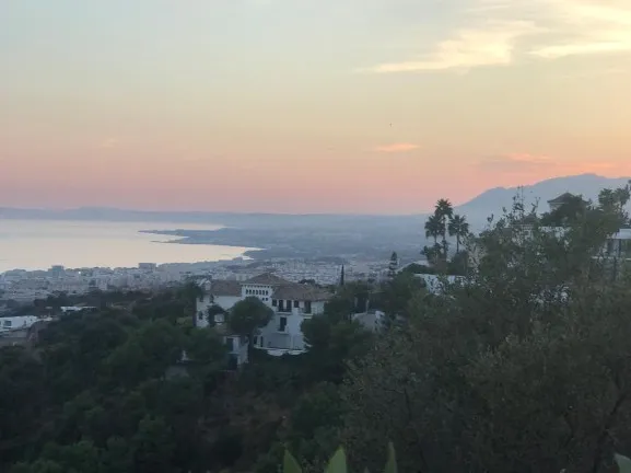 a0bdc960-35ec-4723-b772-4a5f899c130b