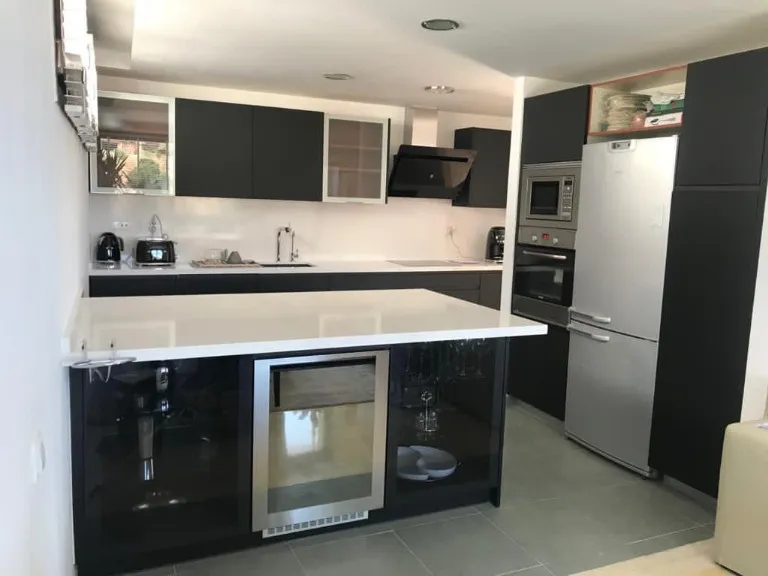 be2821fc-d1bd-4e2c-9216-b74628c94304