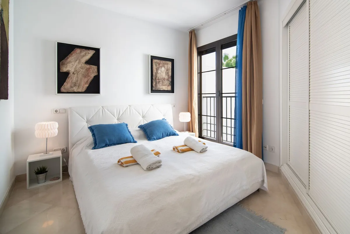 153b2a7e-202e-49da-b147-1c4e01ad78b8