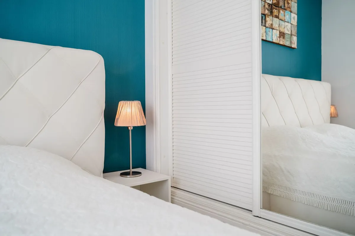 9fd4694c-561c-4bc2-b5fd-e05927a51a22