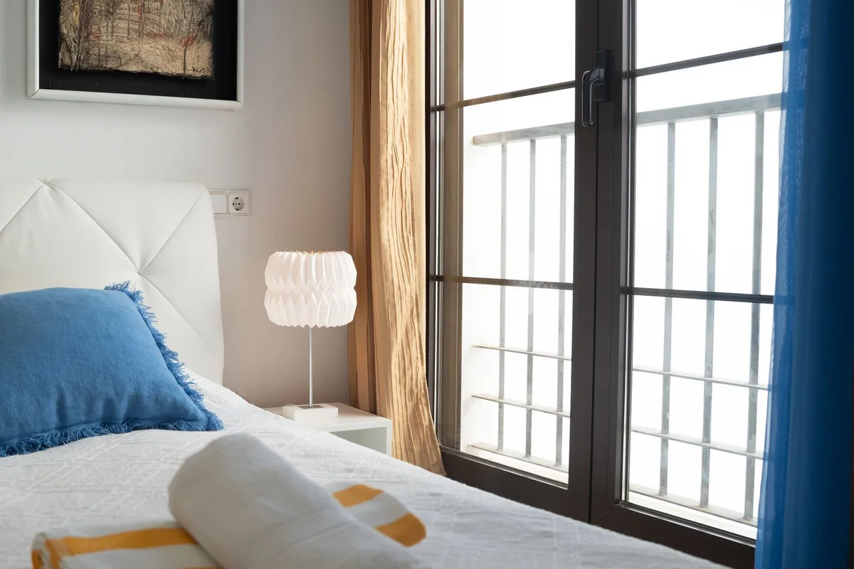 a6f80c96-ed1c-43a1-9359-8c5a2d9895cd