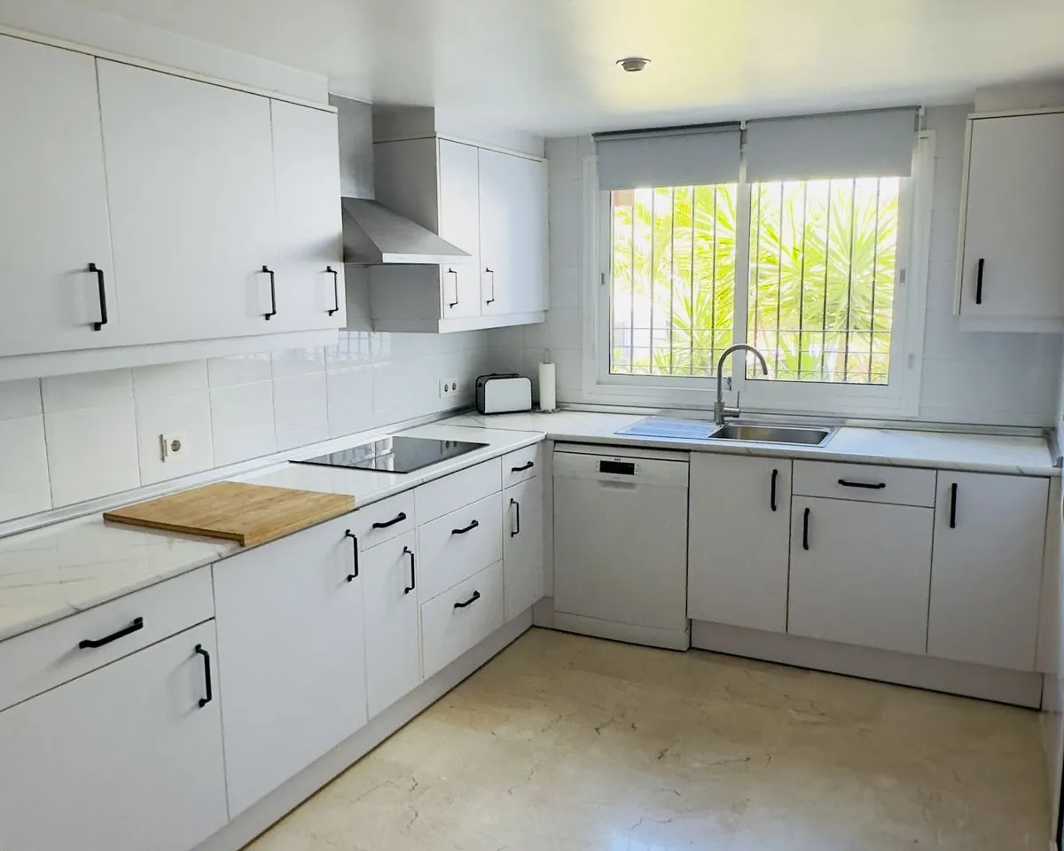 18902473-005d-43db-af3f-5bbd9c36bddf