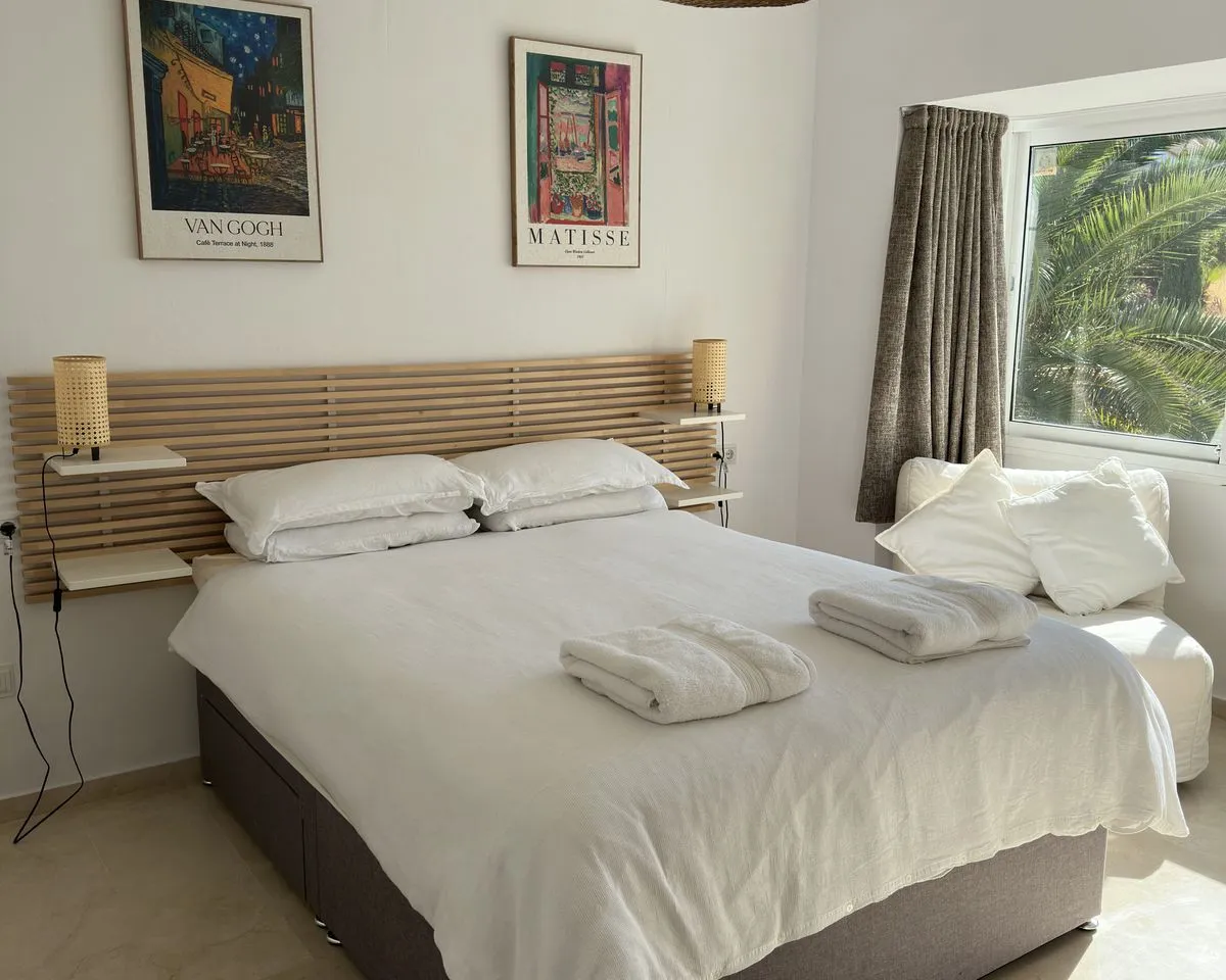 746fe43e-702e-4c37-9122-7119235026f3