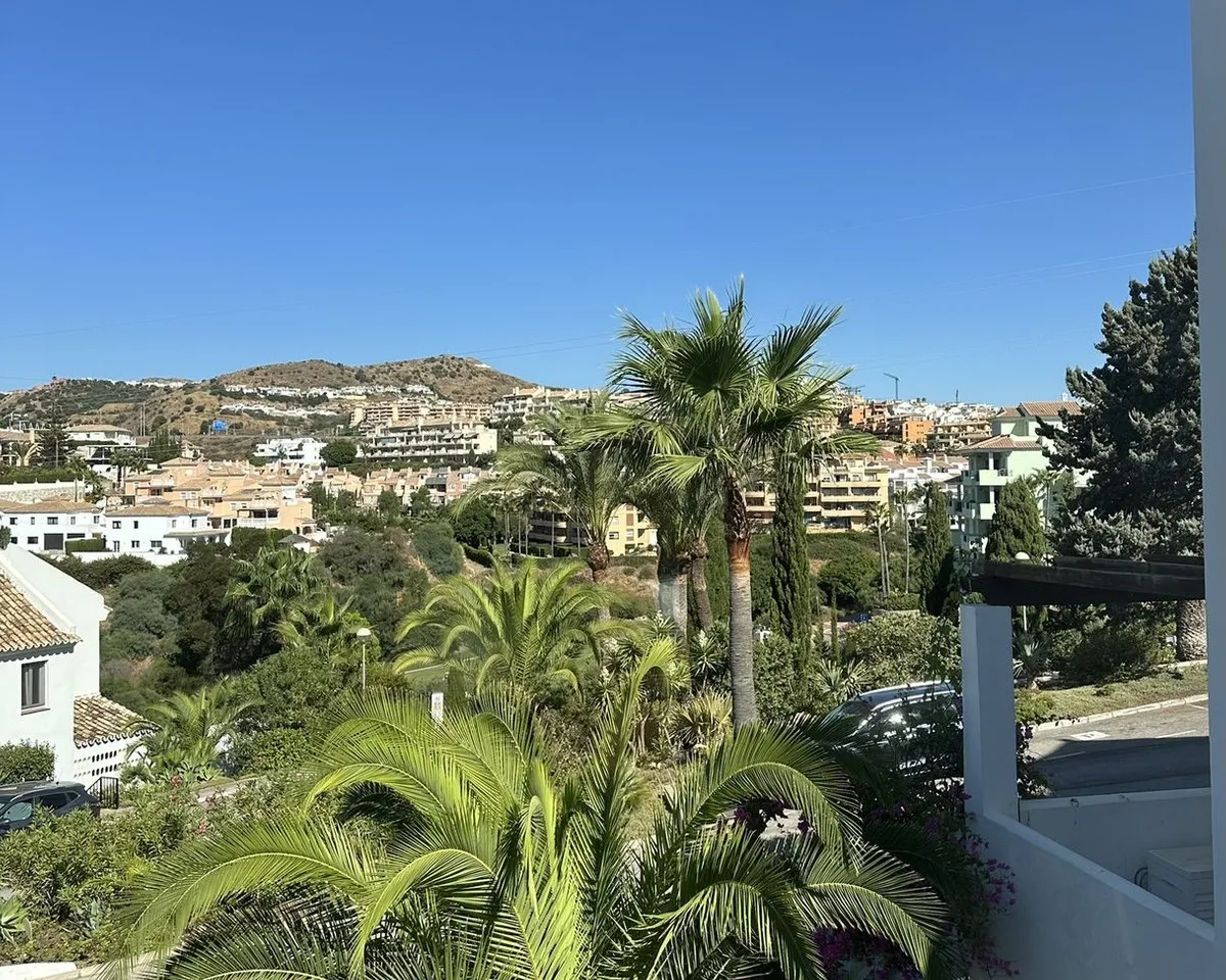 ff679d94-fa74-4983-886f-ace07fbb7b05