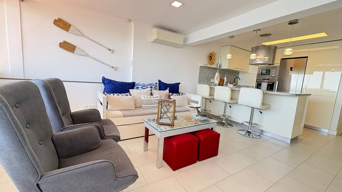 b8db647d-8b1c-4545-8aa1-7806d3919dcf