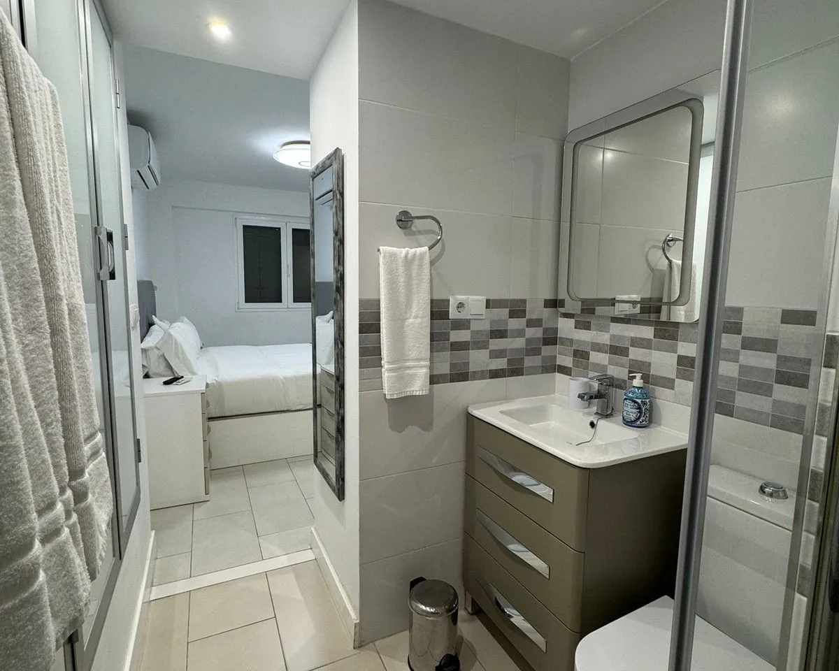 fa101871-ee9a-4606-8ca2-6d3bdae26ce2