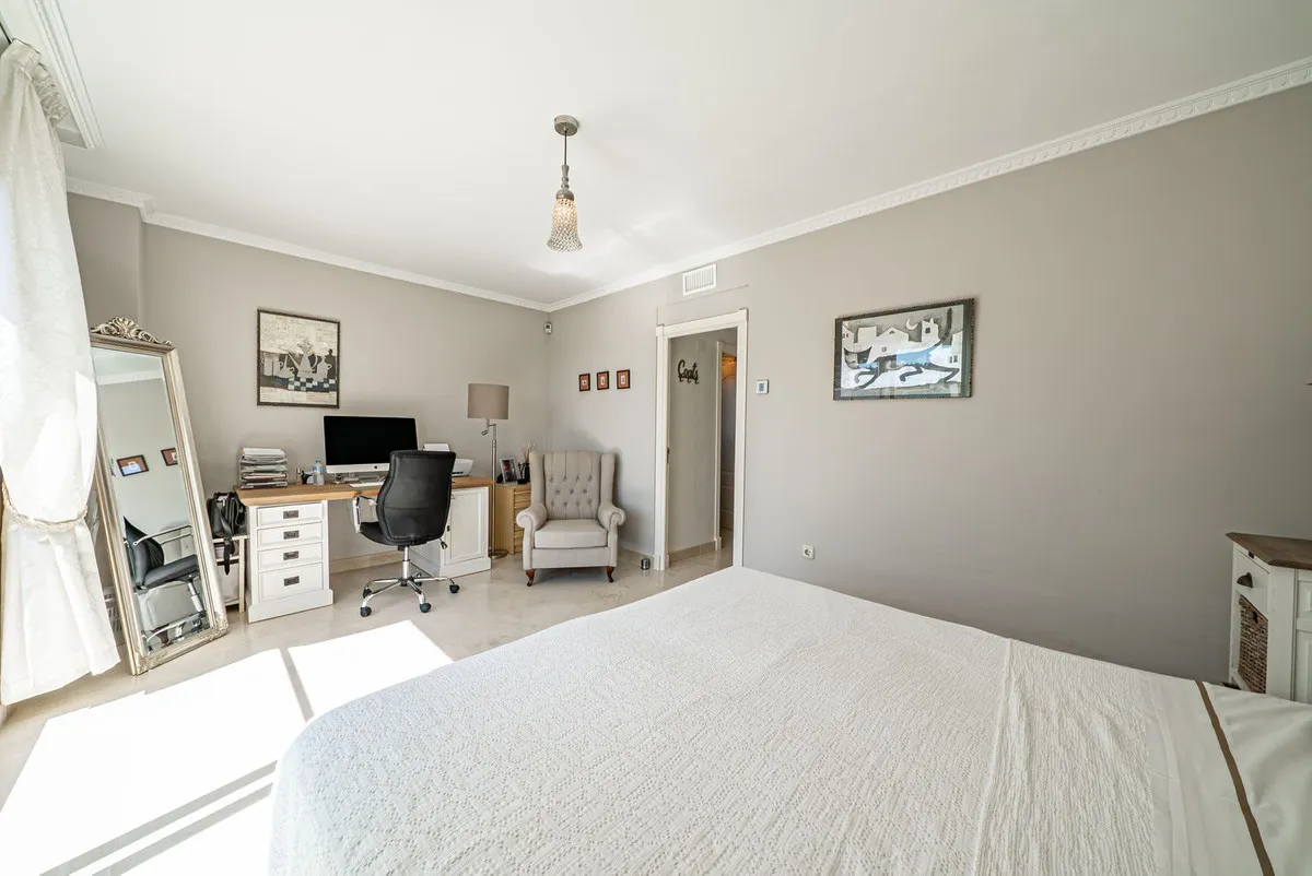 0f97df3b-6afb-4372-87e8-79ea1c7590a8