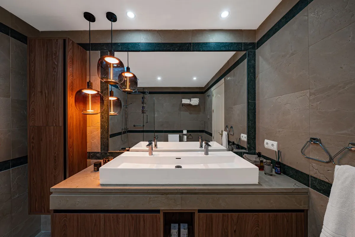 103c6357-cab3-429c-9aa5-11b446ebdae9