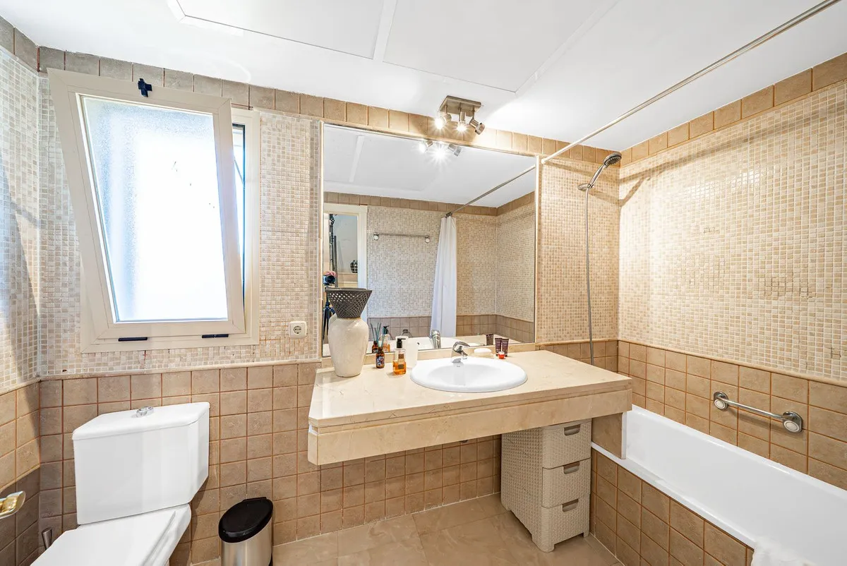 4e81c82b-aac3-4659-9d0d-bd23ed43f440