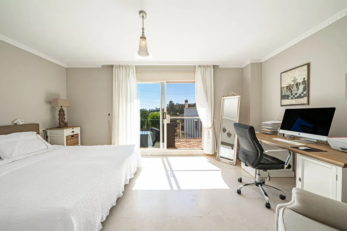 bfc14bf8-4163-4988-bf7c-90cb93c03267