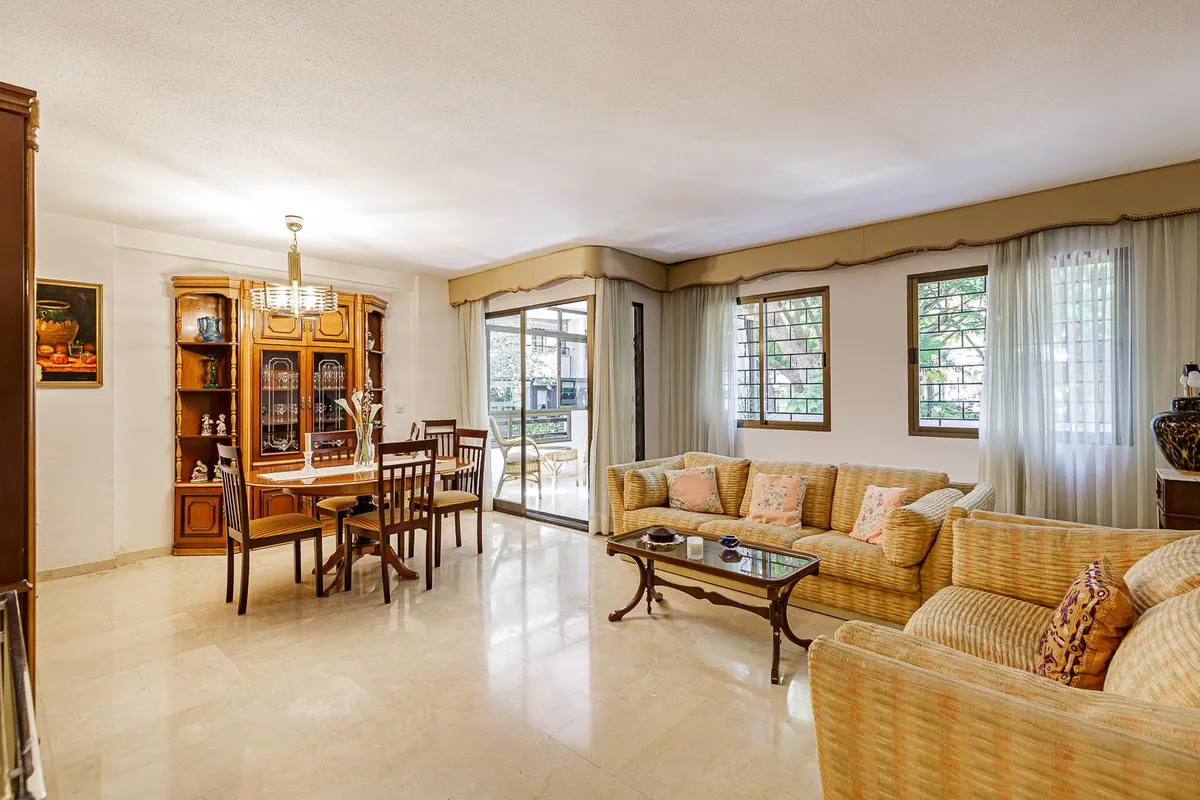 7e93d17a-28bd-4ec7-a871-c75d4942295f